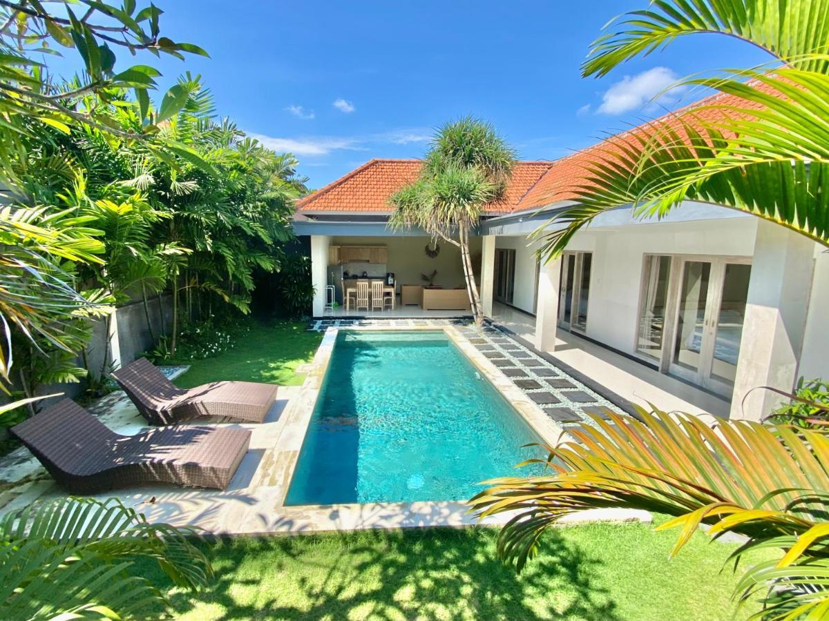Tropical Luxe Villas Canggu - Finns & Atlas Exterior photo